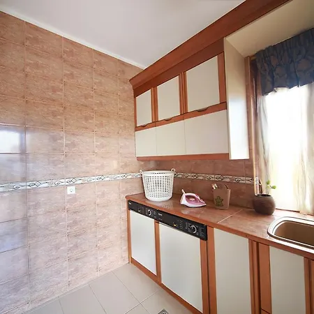 Nikis Villa *